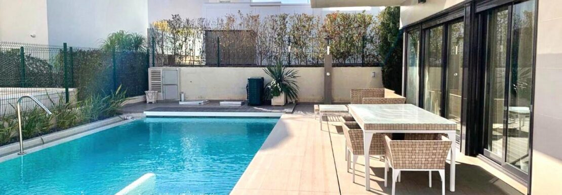 Вилла в Деэса-де-Кампоамор на продажу в Испании (Коста Бланка — Ориуэла Коста — Dehesa de Campoamor)