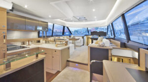 Rent a Motorboat Prestige 560 on Mallorca