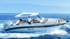 Rent a Motorboat Saver 9 on Mallorca