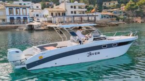 Rent a Motorboat Saver 9 on Mallorca