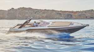 Rent a Motorboat Sunseeker Thunderhawk 43 on Mallorca