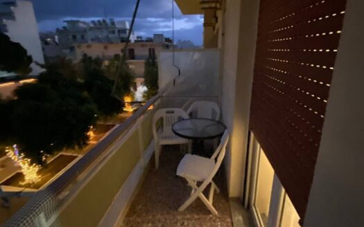 Квартира в Лутраки на продажу под ремонт в Греции (Пелопоннес, Коринфия — Loutraki)