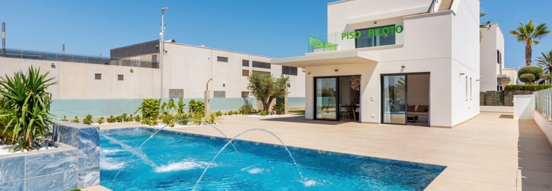 Новая вилла в Ориуэла Коста на продажу в Испании (Коста Бланка — Orihuela Costa)