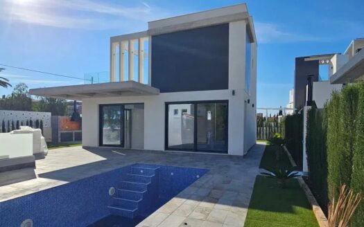 Вилла в Playa Muchavista на продажу в Испании (Коста Бланка — Эль-Кампельо — El Campello)