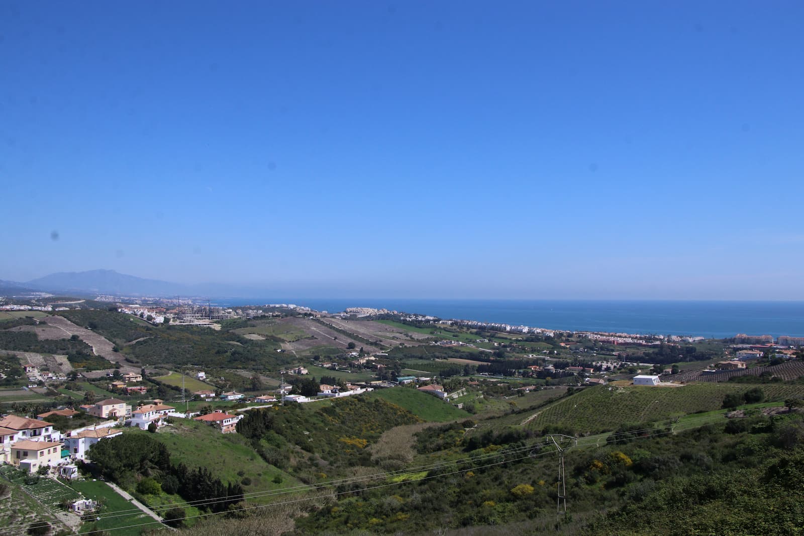 Купить недвижимость в Касарес с видом на море на Коста-дель-Соль